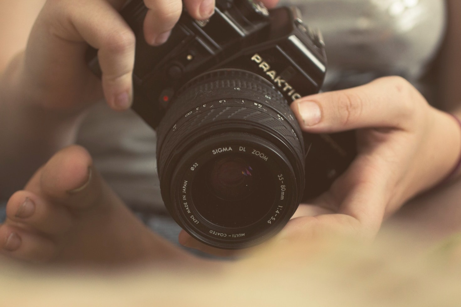 Top 5 inspiracji retro w projektach koszulek